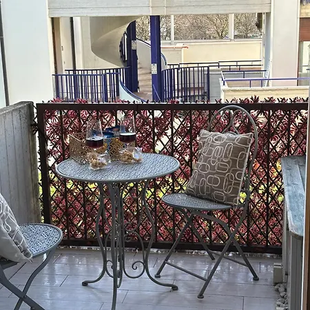 Flat Policlinico G B Rossi بيت للعطل فيرونا